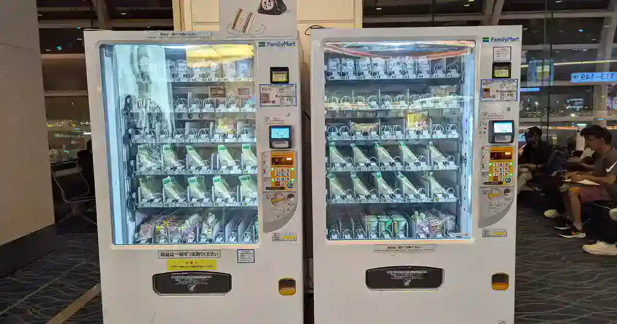 食文化・指南｜羽田成田到市區第一餐攻略｜動線、時間與暖胃選擇｜2026版