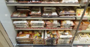 【2026】7-Eleven・FamilyMart・Lawson徹底比較|台灣人必看日本超商完全指南